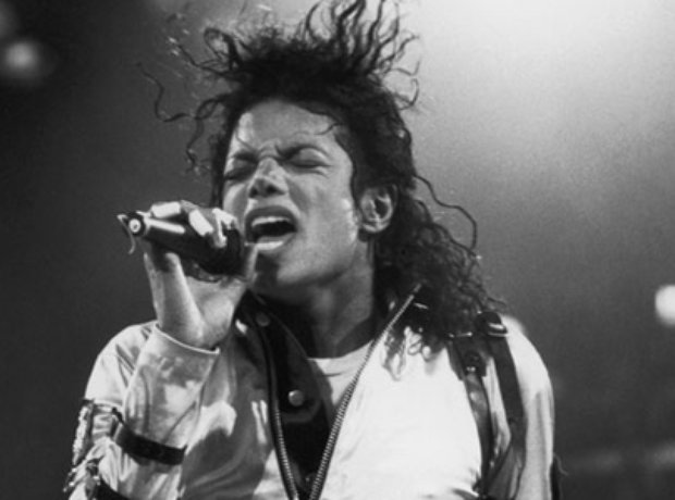 michael-jackson-the-top-10-best-80s-music-artists-smooth